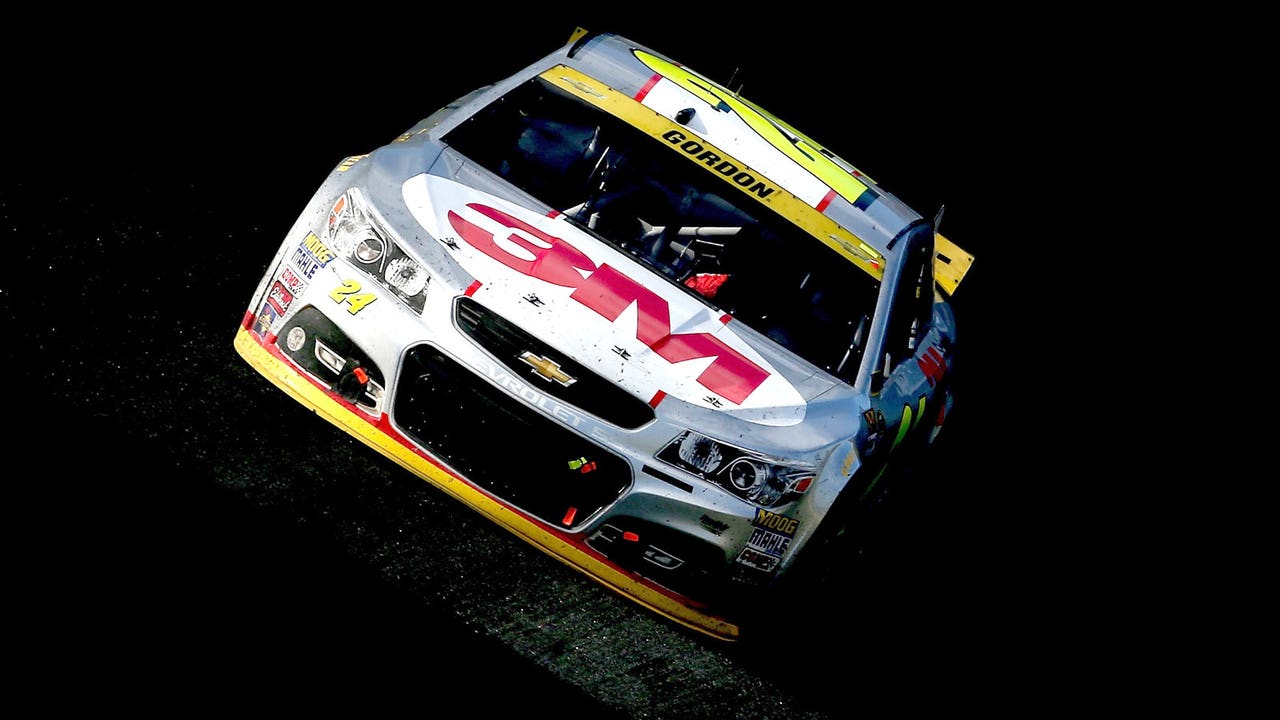 Jeff Gordon overcomes tough start to put himself in solid Chase position